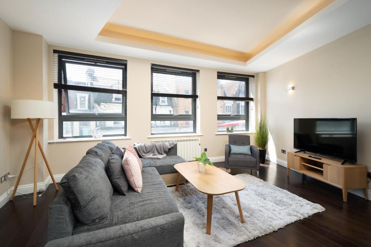 Spacious 2 Bedroom Apartment - Sleeps 6 Brighton Bagian luar foto