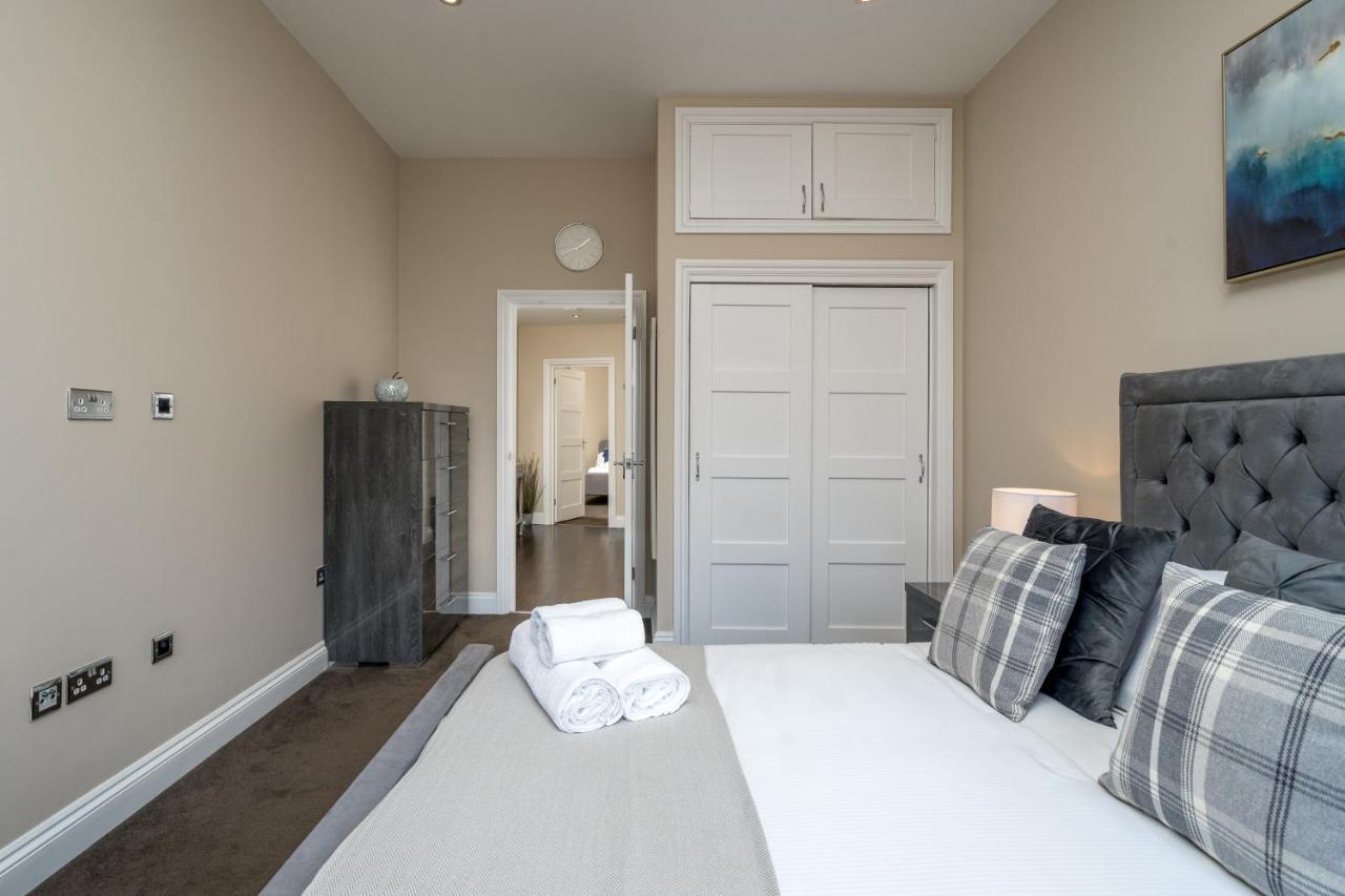 Spacious 2 Bedroom Apartment - Sleeps 6 Brighton Bagian luar foto