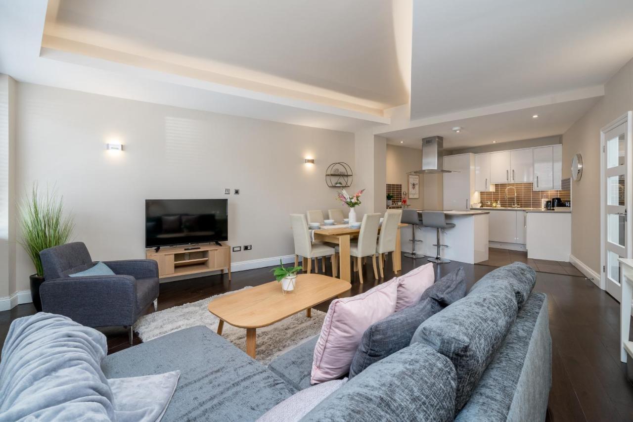 Spacious 2 Bedroom Apartment - Sleeps 6 Brighton Bagian luar foto